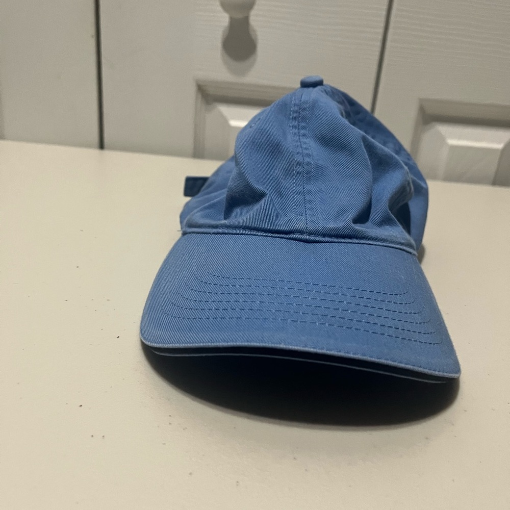 Play hard - play great - trust it hat
